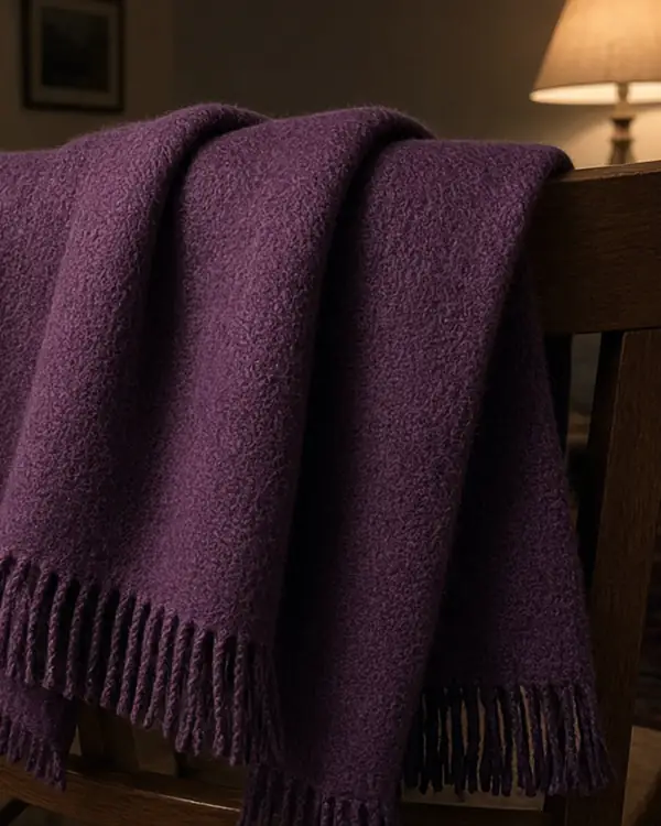 Sample photo of a wool scarf in Regalia
